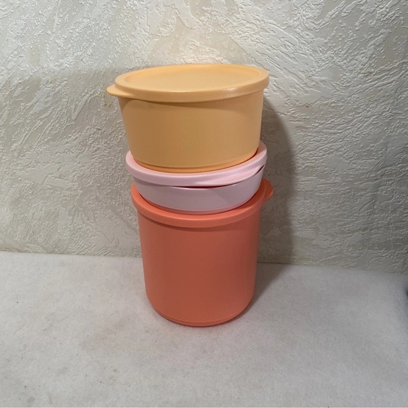 Tupperware 3-pc Set - Cubix Basic Bright Rounds -  BRAND NEW - Picture 4 of 12